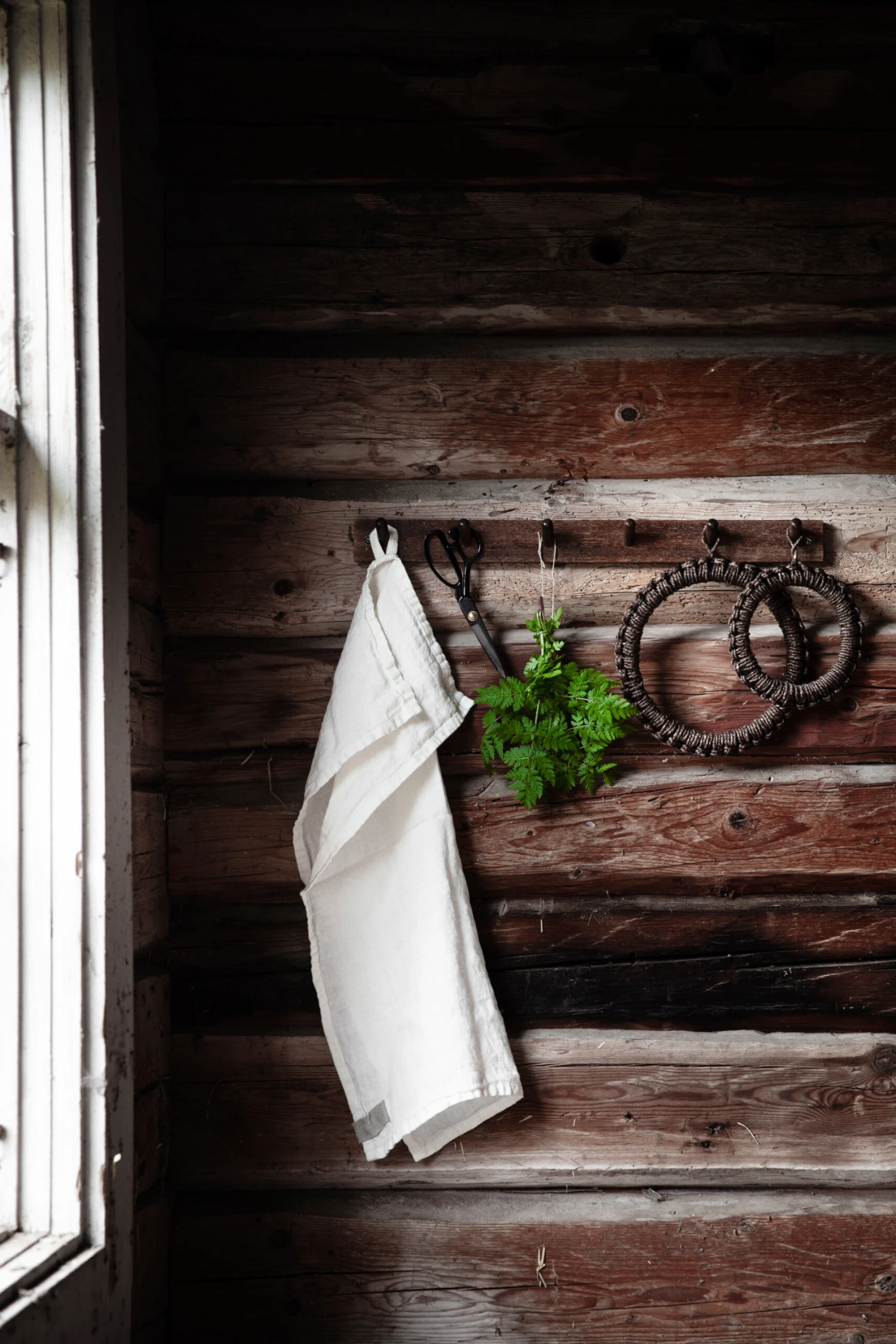 Ernst Kapstokje 6 Knoppen 4 Ernst Kapstokje 6 Knoppen - Afbeelding 2