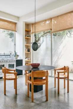 Gubi Daumiller Stoel Met Leuning -Gubis Winkel 568756 01 7 ProductImageEnvironment d1ed7cce1b