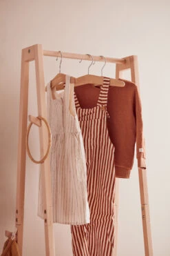 Kid's Concept Saga Blonde Kleerhanger 3-pack -Gubis Winkel 568907 01 10 EnvironmentImage 187c106a90