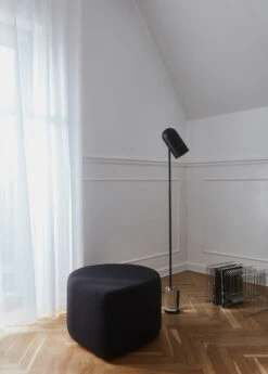 AYTM Stilla Poef Bouclé -Gubis Winkel 575870 01 40 EnvironmentImage 4906fd8739