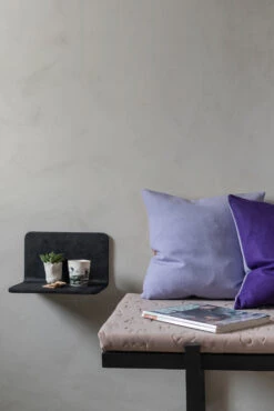 Mette Ditmer Art Studio Side Shelf Wandplank -Gubis Winkel 578723 01 41 EnvironmentImage d7b83b53d9