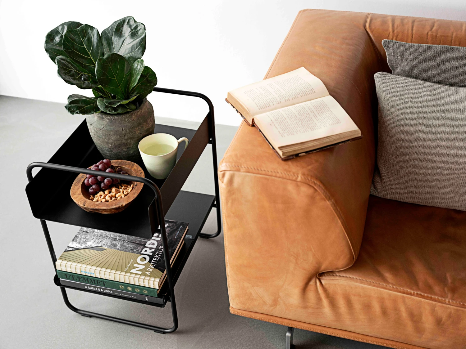 Zone Denmark A-Console Table Consoletafel 48x35,6x55,5 Cm 4 Zone Denmark A-Console Table Consoletafel 48x35,6x55,5 Cm - Afbeelding 2