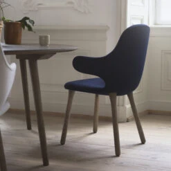 &Tradition Catch JH1 Stoel 21 &Tradition Catch JH1 Stoel -Gubis Winkel Catch Chair JH1 Galleri 7 525b62dac3