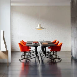 &Tradition Pavilion AV16 Bureau 11 &Tradition Pavilion AV16 Bureau -Gubis Winkel Pavilion av16 miljo2 b72c5b7ea1