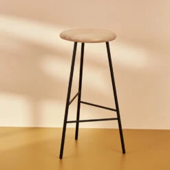 Warm Nordic Pebble Barkruk -Gubis Winkel Pebble barstol miljC3B6bild 1 d0c71dfd84