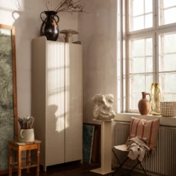 Ferm LIVING Sill Tall Kast -Gubis Winkel SillCupboardTall image 1 55990a22f4