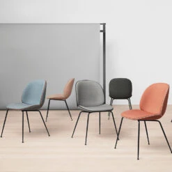 Gubi Beetle Dining Chair Fully Upholstered Stoel -Gubis Winkel beetle stol galleri a95e4a8b32