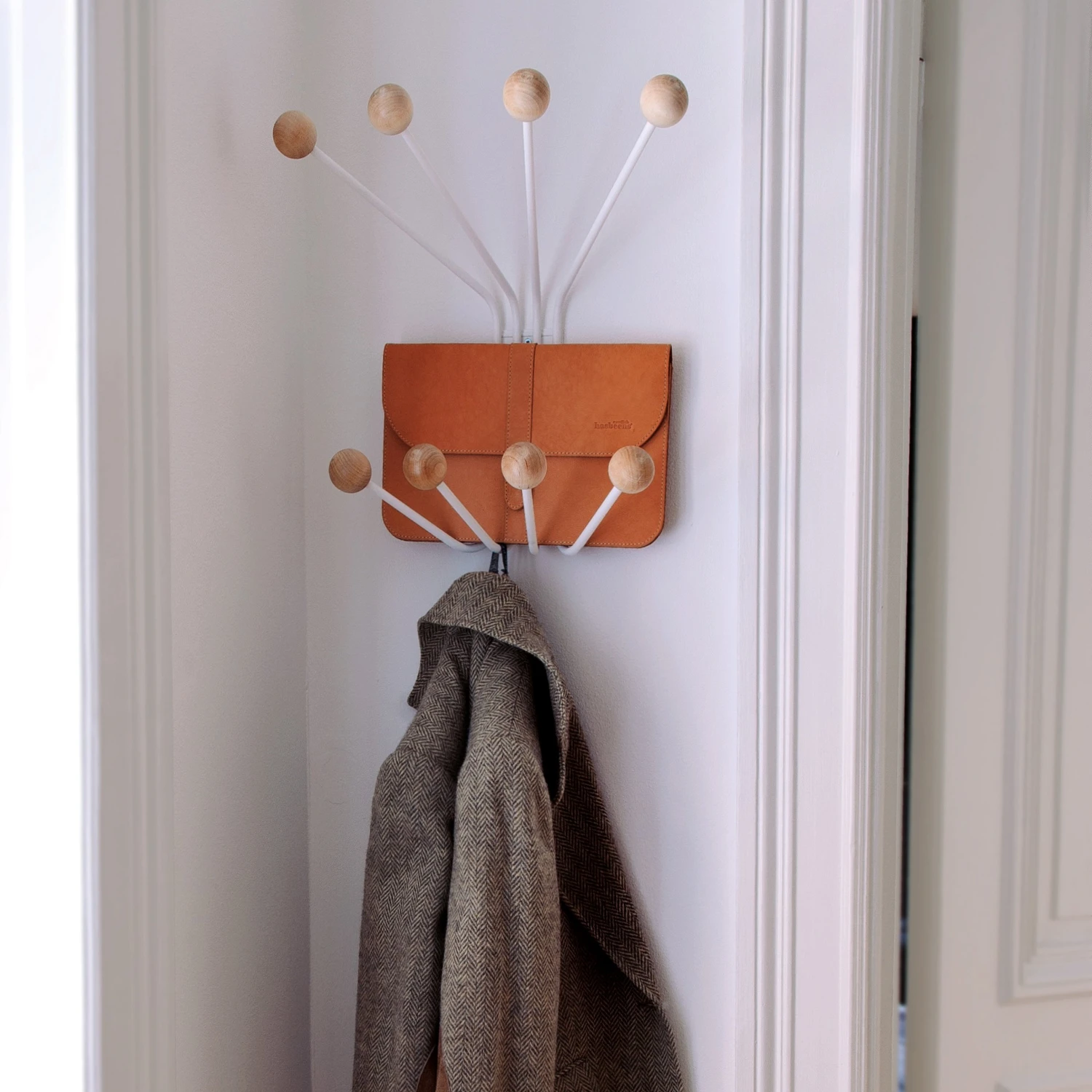 Maze Bill S Kapstok 4 Maze Bill S Kapstok - Afbeelding 2