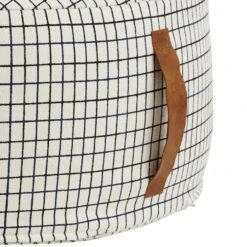 OYOY Sit On Me Poef 11 OYOY Sit On Me Poef -Gubis Winkel p 26969 02 05 5850ebc59e