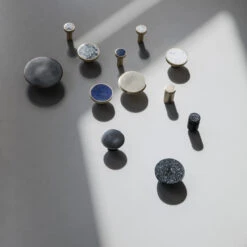 Ferm LIVING Stone Haak Klein 8 Ferm LIVING Stone Haak Klein -Gubis Winkel p 30587 03 04 6cbc09fcaa